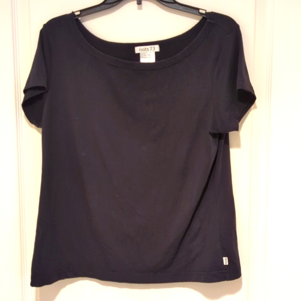 Tee shirt